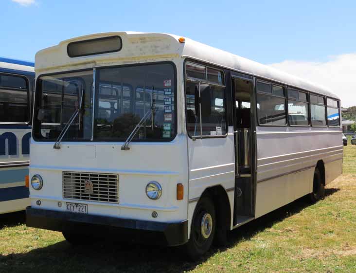 australia.SHOWBUS.com PHOTO GALLERY - Yarra Glen 2014