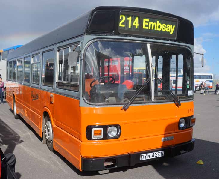 London LS Class | Leyland National | SHOWBUS LONDON BUS IMAGE GALLERY