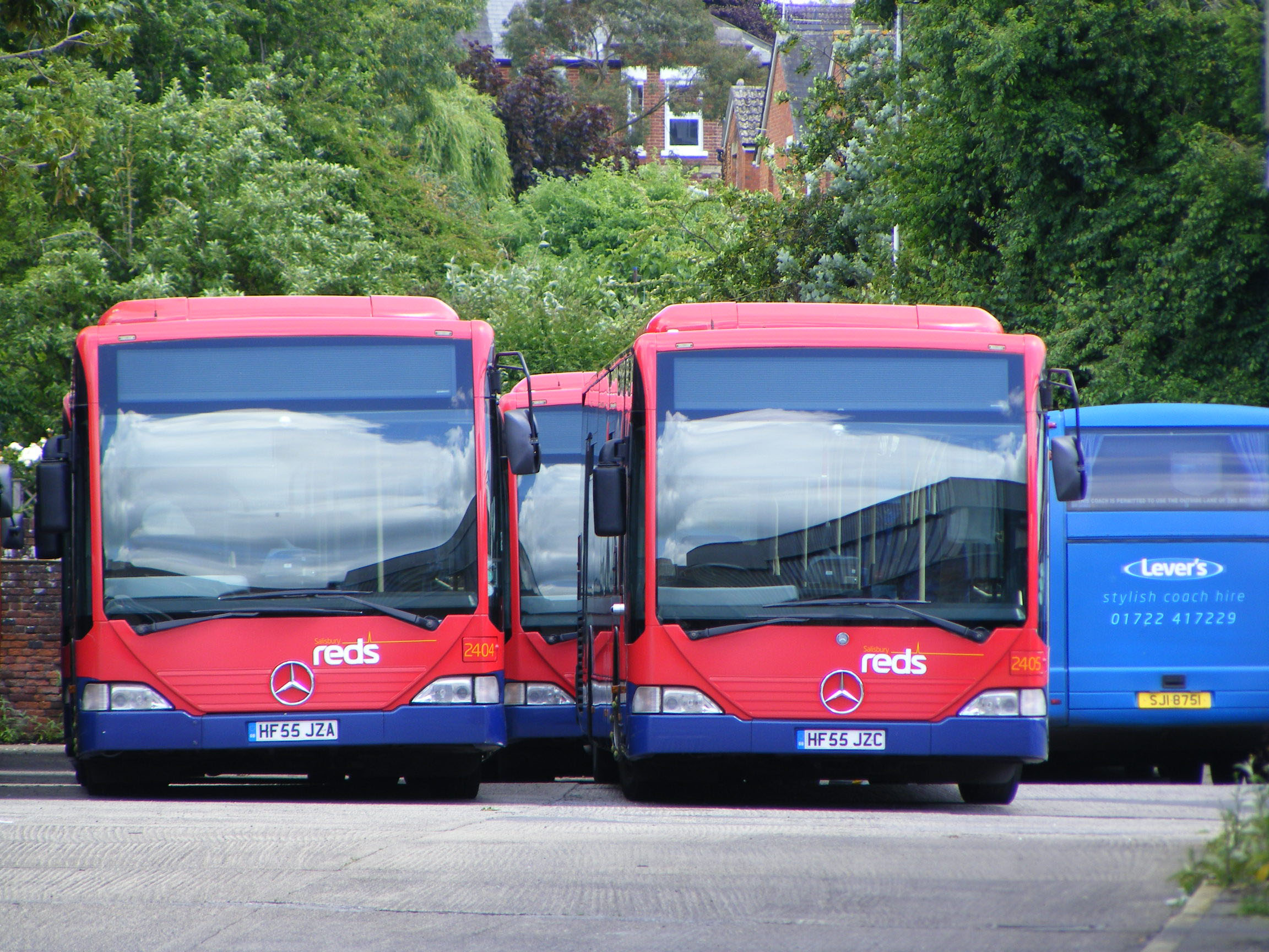 Salibury reds | SHOWBUS BUS IMAGE GALLERY