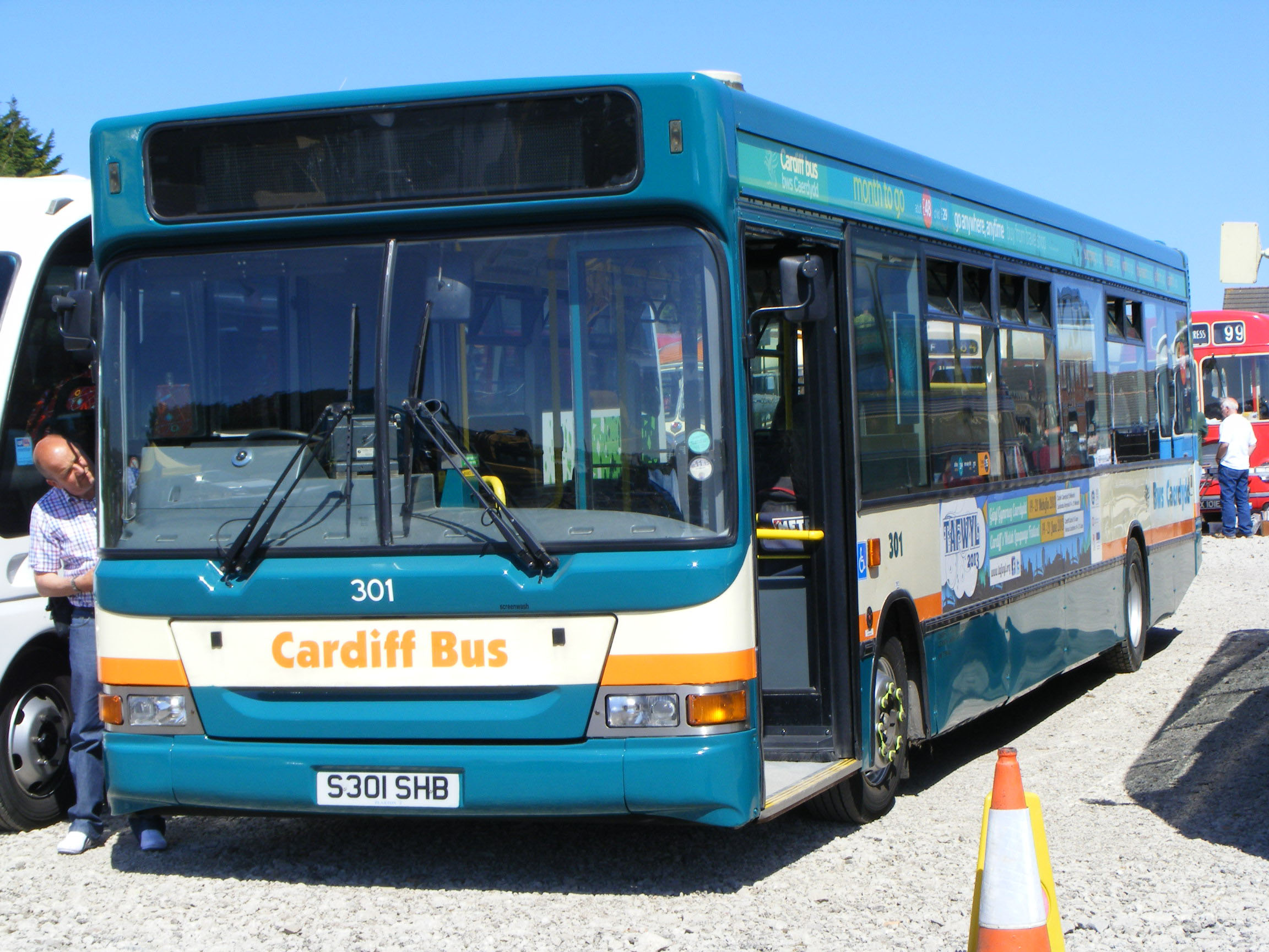 Cardiff Bus - SHOWBUS WALES BUS IMAGE GALLERY