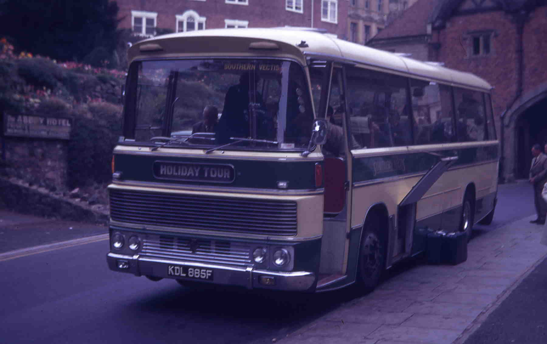 Southern Vectis | SHOWBUS BUS IMAGE GALLERY | South of England