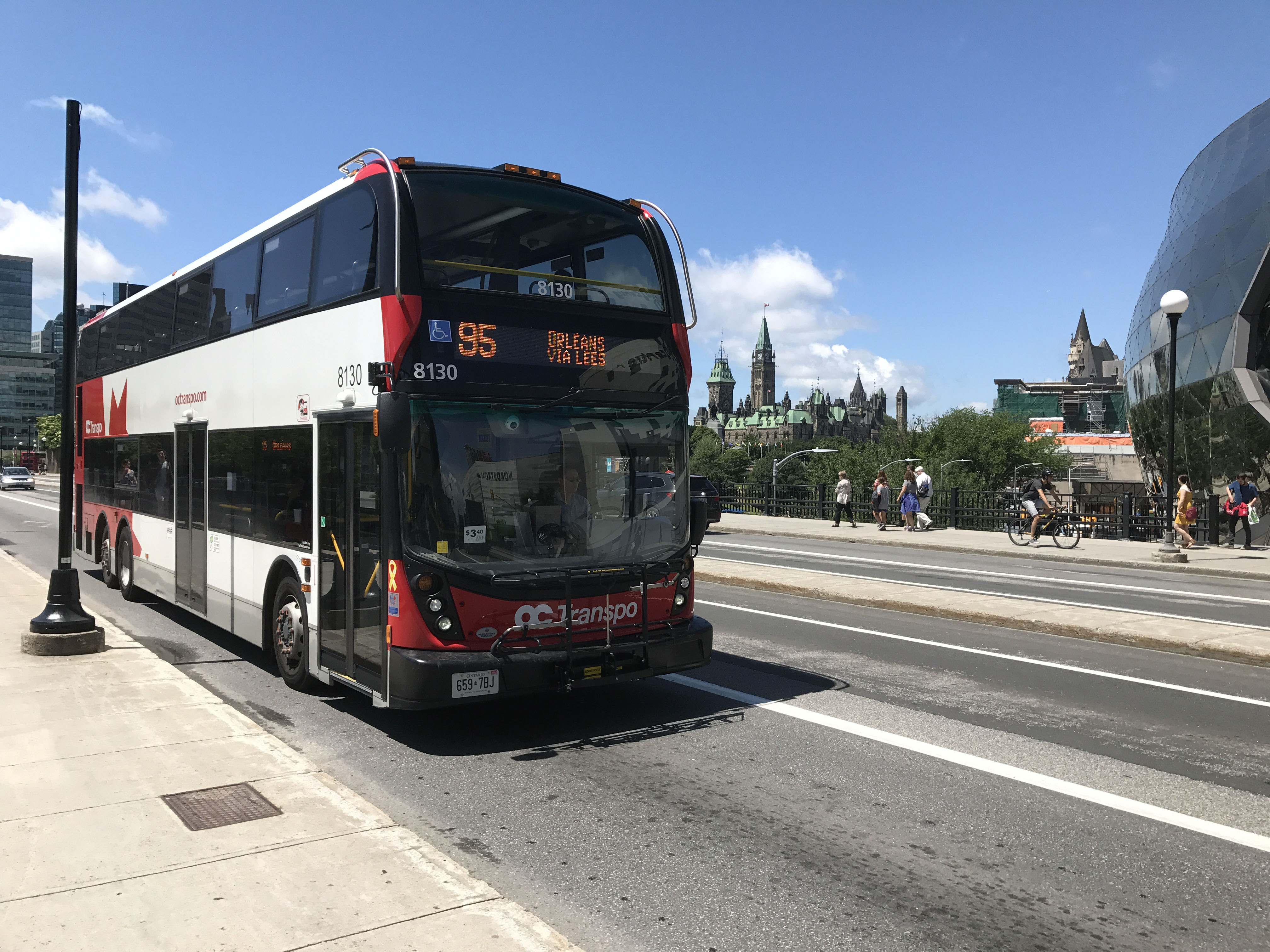 OC Transpo | SHOWBUS international BUS IMAGE GALLERY | Canada