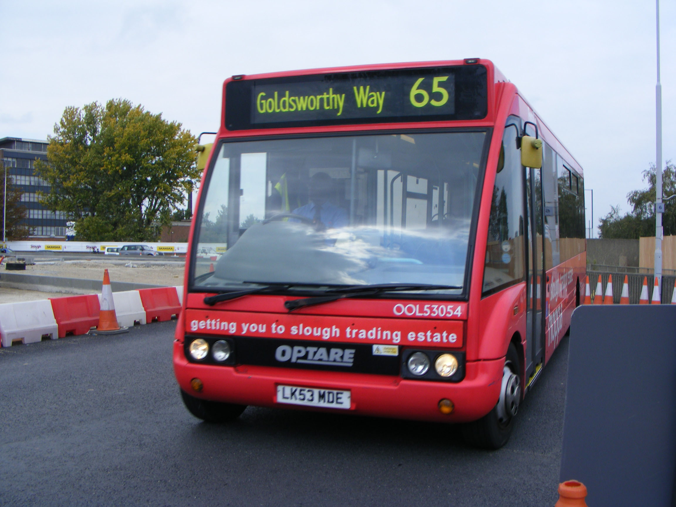Beeline & First Berkshire | SHOWBUS BUS IMAGE GALLERY | London & Home ...