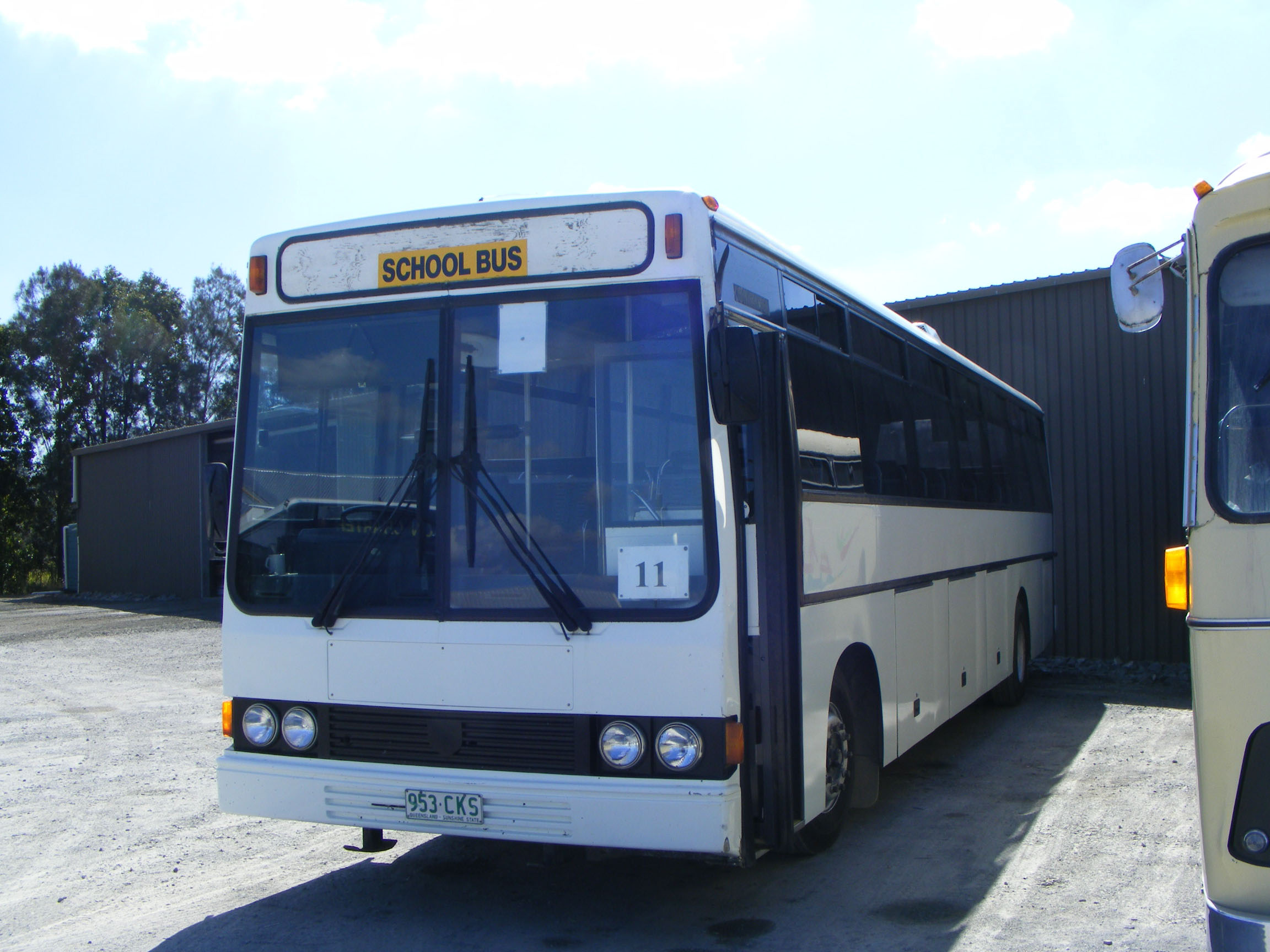 Logan Coaches | australia.SHOWBUS.com BUS IMAGE GALLERY | Queensland