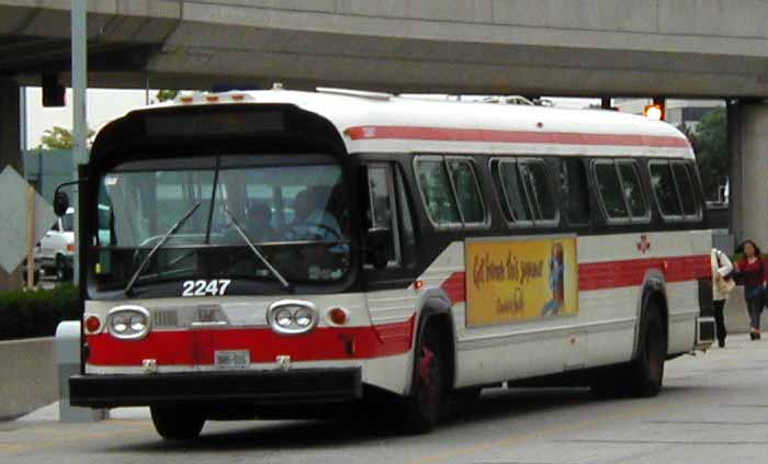 TTC GM Fishbowl leaving Long Branch.  Toronto images, Bus city, Long branch