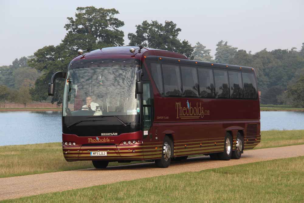 Theobolds Coaches Neoplan Tourliner MF11LUJ