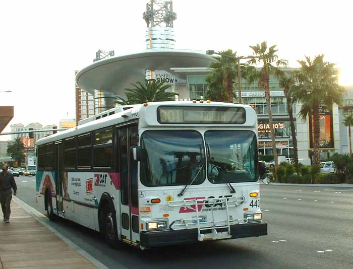 CAT - SHOWBUS INTERNATIONAL PHOTO GALLERY - USA