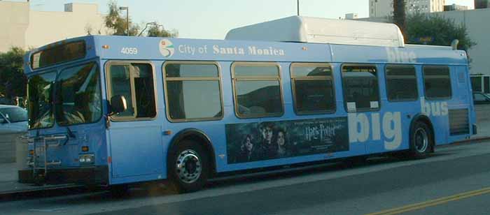 BIG Blue Bus | SHOWBUS AMERICA BUS IMAGE GALLERY | California
