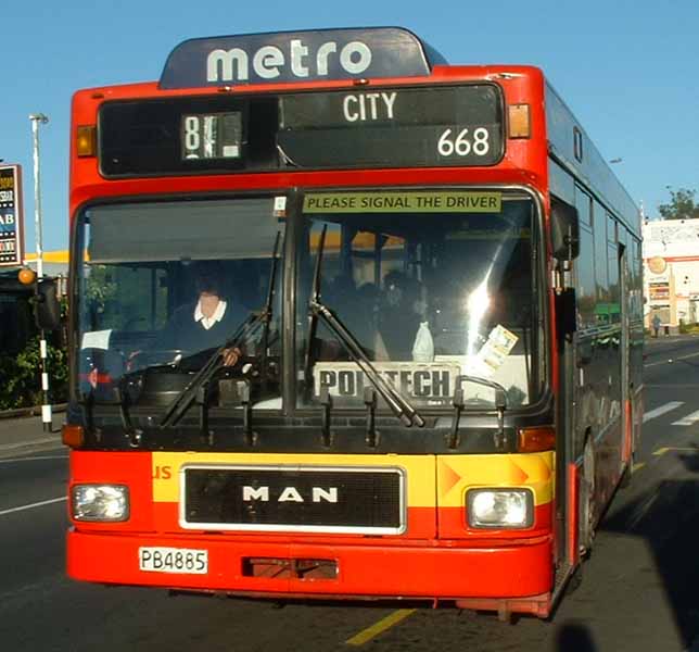 Red Bus | Christchurch | NEW ZEALAND BUS IMAGE GALLERY | SHOWBUS ...