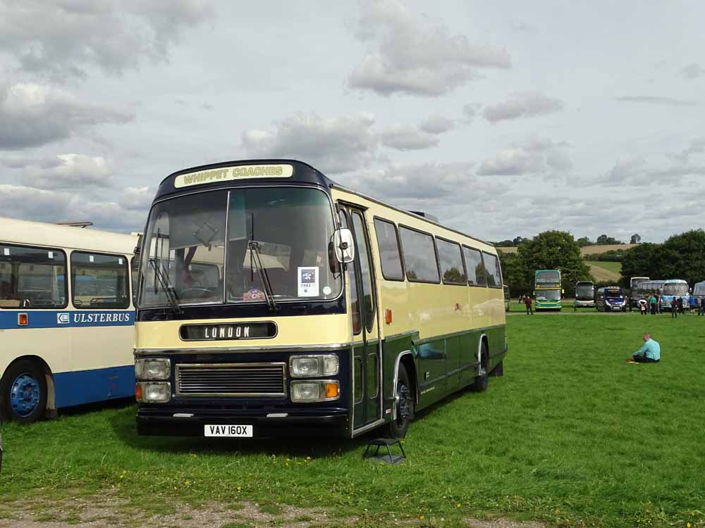 Whippets Volvo B10M Plaxton Supreme VI VAV160X