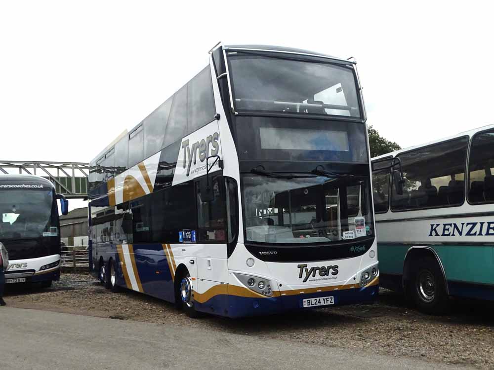 Tyrers Volvo B8L MCV EvoSeti BL24YFZ